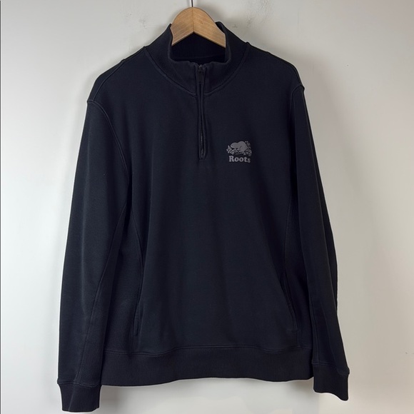 Roots Black 1/4 Zip Up Sweatshirt Size Large - Picture 1 of 6